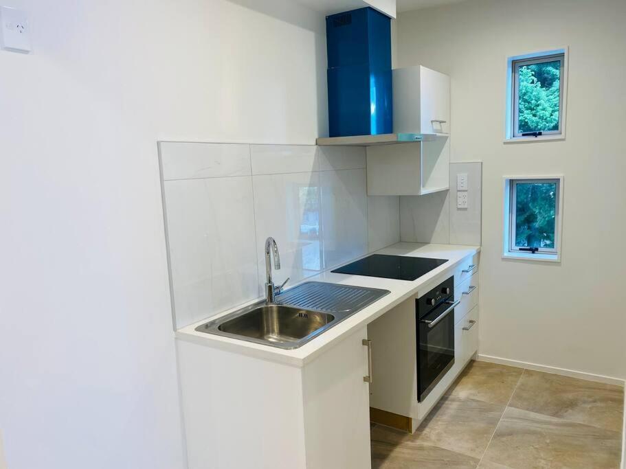 Otahuhu Town Centre Brand New Apartment 8B Auckland Dış mekan fotoğraf